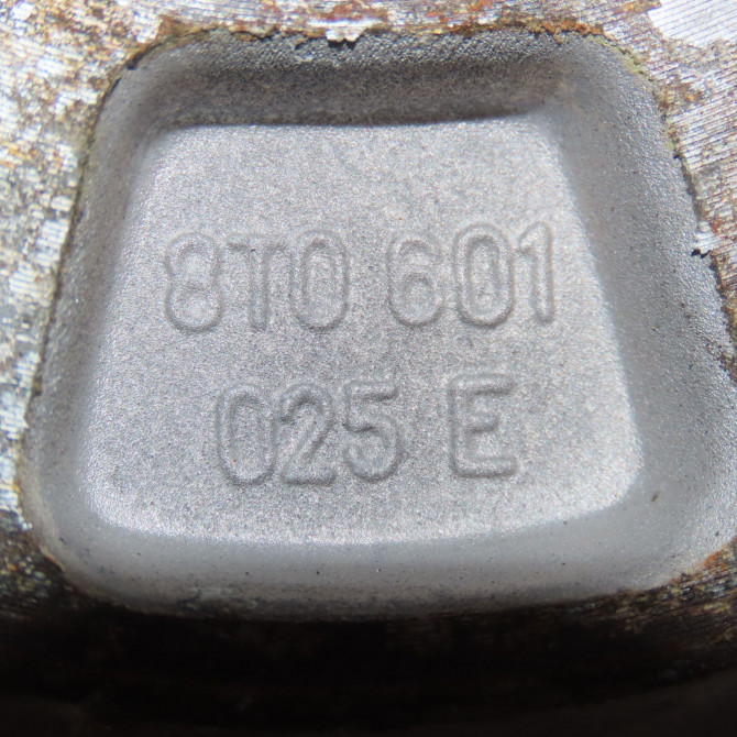 Jante aluminium occasion  Audi A5 (8T3) 2.7 tdi (2007-2012)   8T0601025E  3