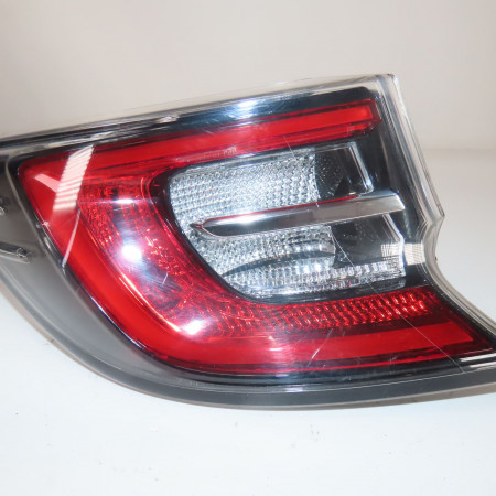 Feu arrière gauche occasion  Toyota COROLLA 3/5 portes (_E21_) 1.8 hybrid (zwe211) (2018) 5 portes   8156102C40 