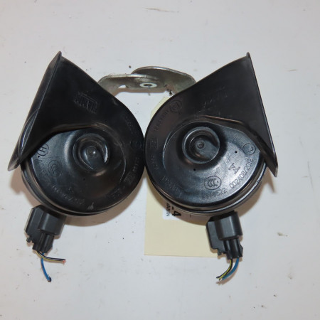 Klaxon  / avertisseur occasion  Volvo V40 3/5 portes (525) T2 gtdi (2013-2016)   31391216 