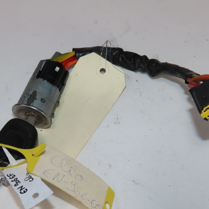 Antivol de direction occasion  Renault CLIO II (BB_, CB_) 1.5 dci (b/c2j) (2004-2012)   7701471220  1