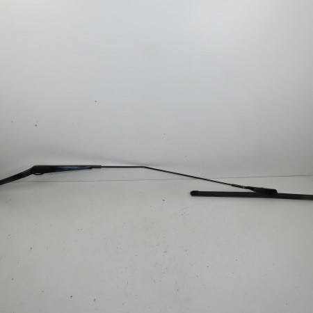 Bras essuie-glace avant droit occasion  Renault TRAFIC III Camionnette (FG_) 1.6 dci 120 (fgmb) (2014)   288864419R 