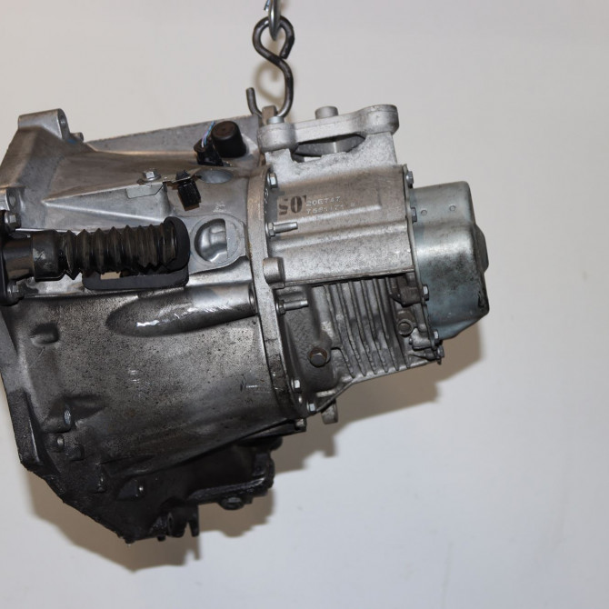 Boîte à vitesse mecanique occasion  Peugeot 208 I (CA_, CC_) 1.6 hdi / bluehdi 75 (2013) 5 portes   20ET47  3