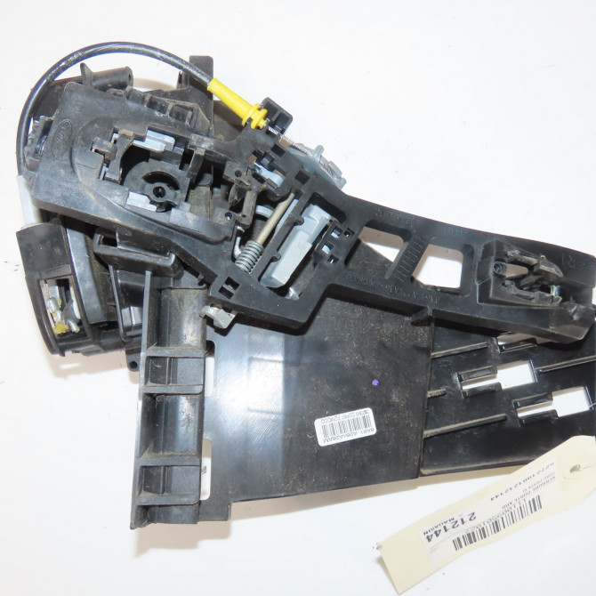 Serrure porte ard occasion  Ford FIESTA VI (CB1, CCN) 1.6 tdci (2008-2012)   2053473  3