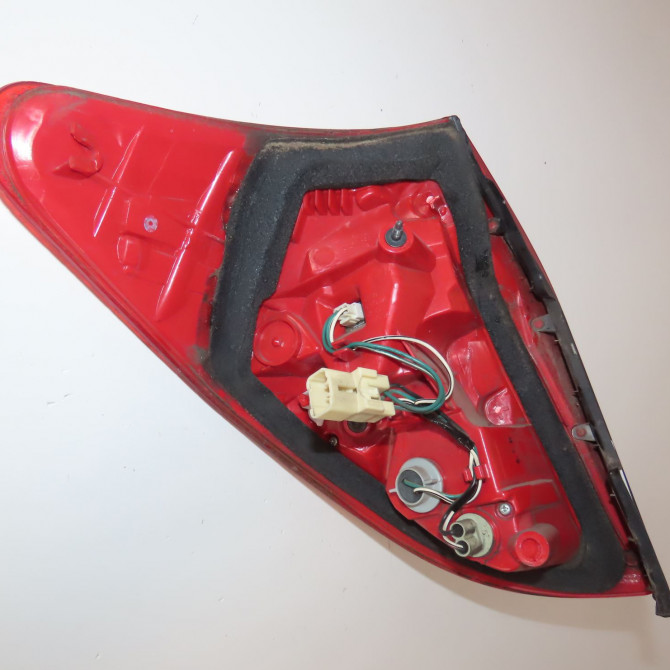 Feu arrière droit occasion  Toyota RAV 4 III (_A3_) 2.2 d 4wd (ala30_) (2006-2012)   8155142091  2