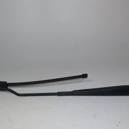 Bras essuie-glace avant droit occasion  Peugeot 307 (3A/C) 2.0 hdi 90 (2000-2007) 5 portes   6429T0 