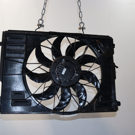 Moteur ventilateur radiateur occasion  Mercedes-benz GLA (H247) Gla 250 e (247.786) (2020)   2479067806 