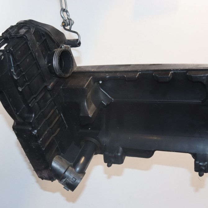 Boitier filtre a air occasion  Dacia LOGAN MCV II 1.2 (2013)   8200517765  3