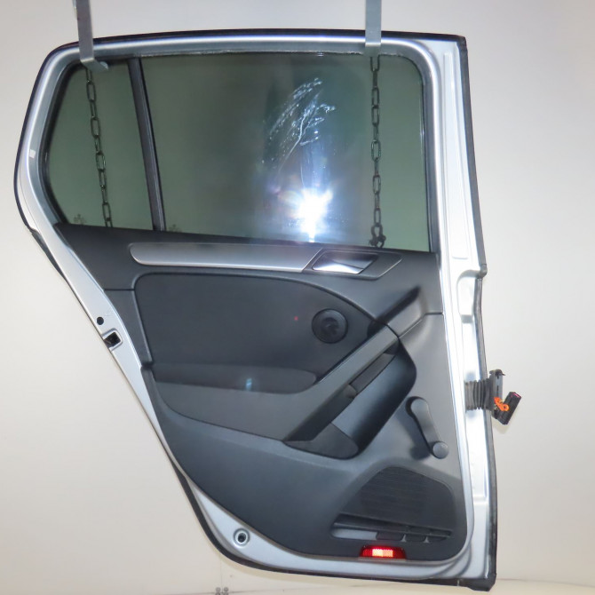 Porte arrière gauche occasion  Volkswagen vw GOLF VI (5K1) 1.6 tdi (2009-2012) 5 portes   5K6833055K  2