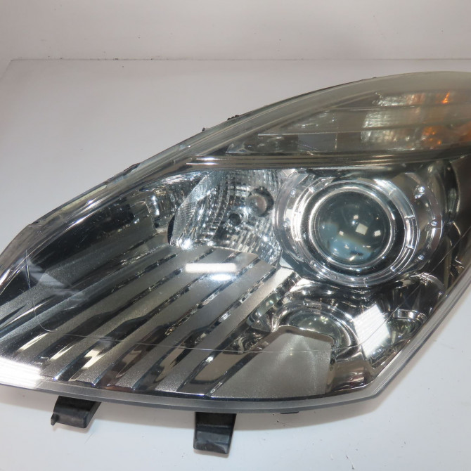 Phare gauche occasion  Renault SCÉNIC III (JZ0/1_) 1.9 dci (jz0j, jz1j, jz1k, jz1s) (2009)   260600027R  1