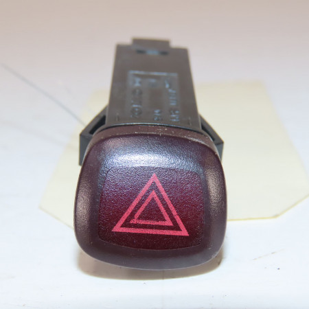 Bouton de warning occasion  Volvo XC90 I (275) D5 awd (2005-2010)   9123682 