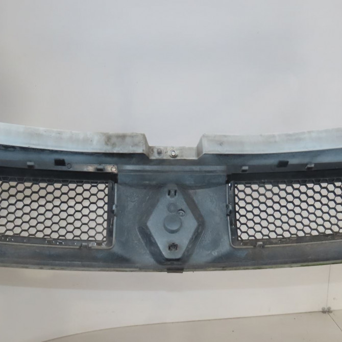 Calandre occasion  Renault TRAFIC II Camionnette (FL) 1.9 dci 100 (fl0c) (2001-2006)   8200044568  2