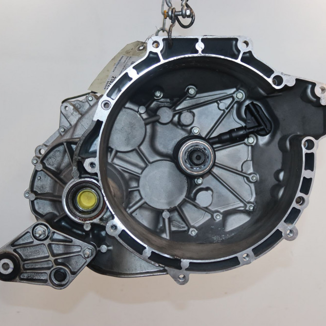 Boîte à vitesse mecanique occasion  Volvo V40 3/5 portes (525) T2 gtdi (2013-2016)   CV6R7002SC  1