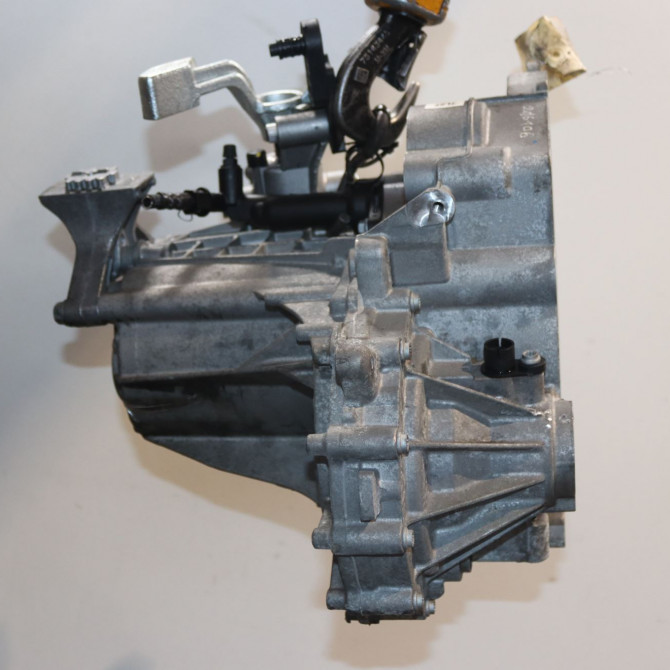 Boîte à vitesse mecanique occasion  Volkswagen vw UP! (121, 122, BL1, BL2, BL3, 123) 1.0 (2011-2020)   UDA  4