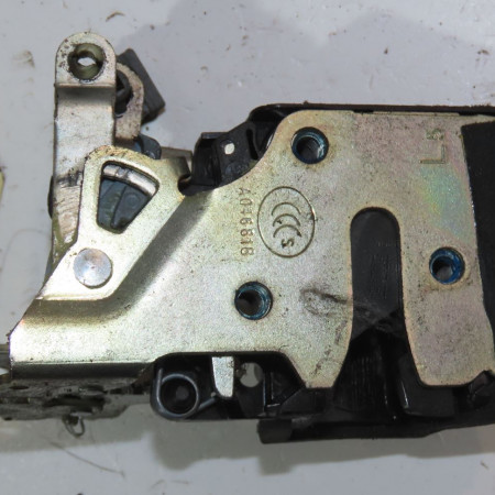 Serrure porte avg occasion  Chevrolet SPARK (M300) 1.0 (2010) 5 portes   42620679 