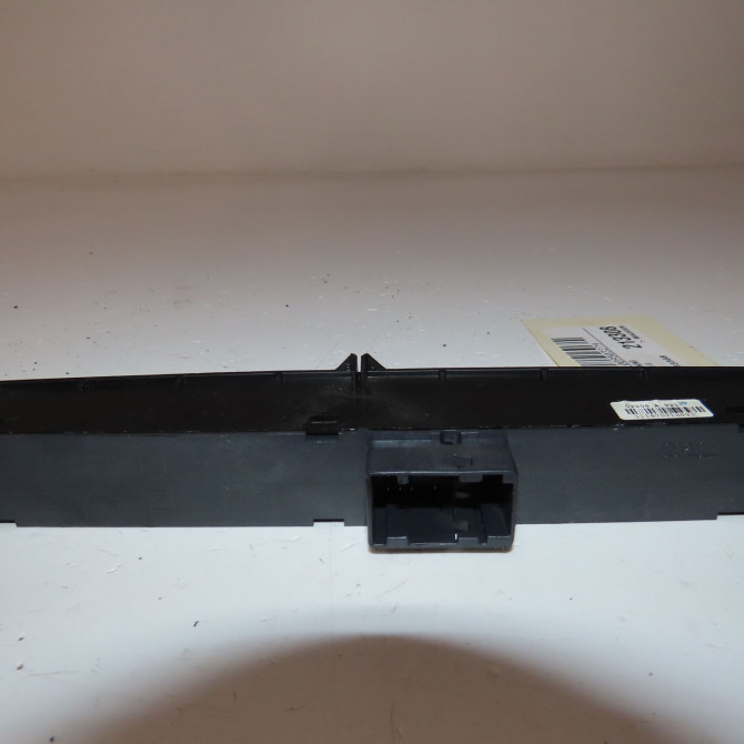 Bouton de warning occasion  Fiat GRANDE PUNTO (199_) 1.2 (2005)   735447690  3