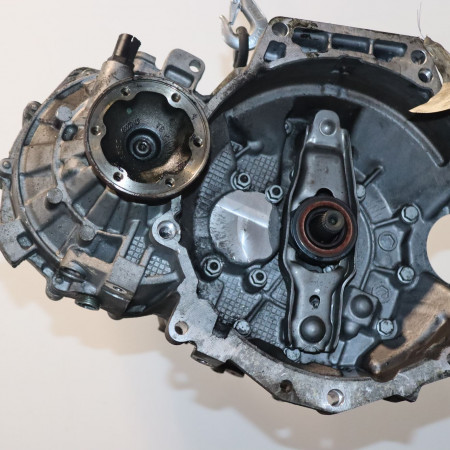 Boîte à vitesse mecanique occasion  Volkswagen vw POLO V (6R1, 6C1) 1.6 tdi (2009) 5 portes   MZL 