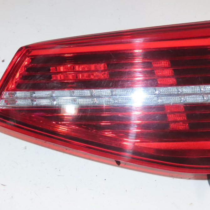 Feu arrière intérieur droit occasion  Volkswagen vw PASSAT B8 Variant (3G5, CB5) 2.0 tdi (2014)   3G9945308A  1