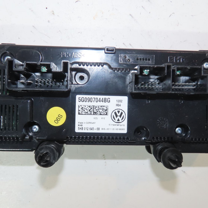 Commande de chauffage occasion  Volkswagen vw PASSAT B8 Variant (3G5, CB5) 2.0 tdi (2014)   5G0907044BG  2