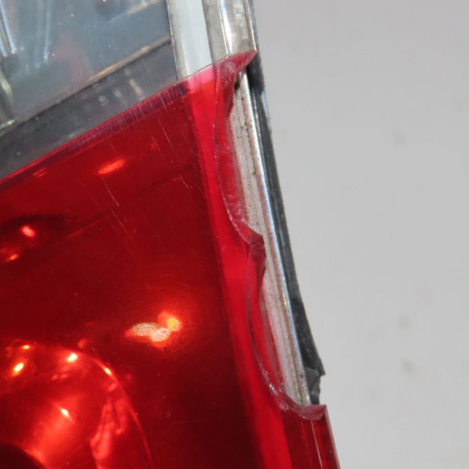 Feu arrière intérieur droit occasion  Citroën C4 PICASSO I Monospace (UD_) 1.6 hdi (2007-2013) 5 portes   6351CC  2