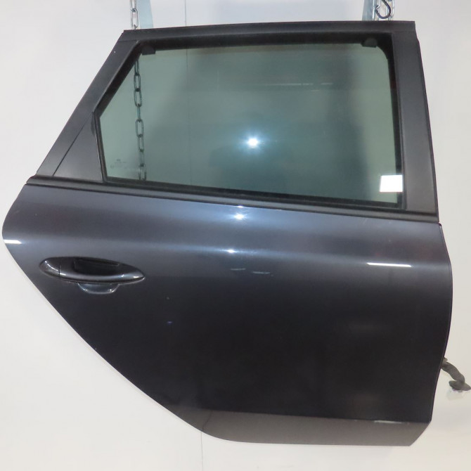 Porte arrière droite occasion  Kia CEE'D Sportswagon (JD) 1.6 crdi 136 (2015-2018)   77004A2200  1