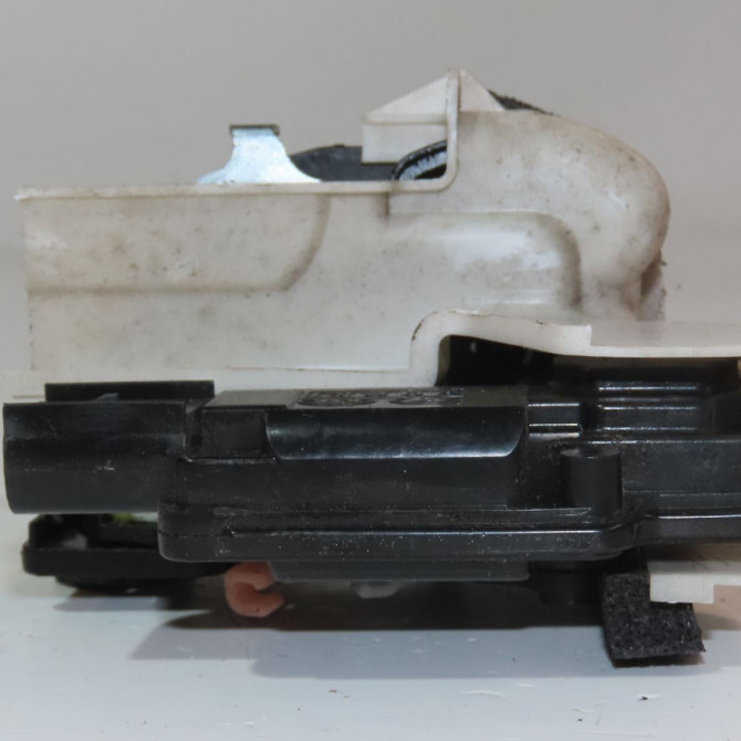 Serrure porte ard occasion  Kia PICANTO II (TA) 1.2 (2011-2017)   814201Y020  2