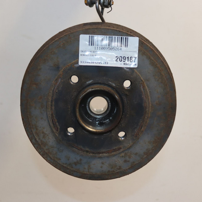 Tambour arrière gauche occasion  Renault CLIO III (BR0/1, CR0/1) 1.2 16v (br0r, br1d, br1l, cr0r) (2005-2014)   432021782R  1