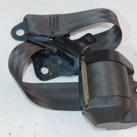 Ceinture arrière droite occasion  Citroën C3 I (FC_, FN_) 1.4 hdi (2003-2011) 5 portes   8975TZ 