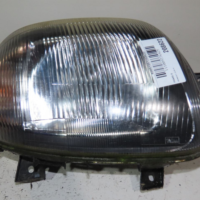 Phare droit occasion  Renault CLIO II (BB_, CB_) 1.9 d (b/cb0e, bb0j) (1998-2005)   7701045169  1