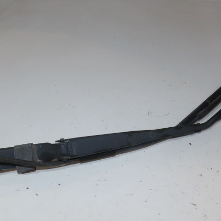 Bras essuie-glace avant droit occasion  Iveco DAILY IV Camionnette 35c13 v, 35c13 v/p, 35s13 v, 35s13 v/p (2007-2011)   504086799 