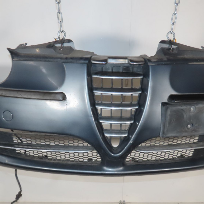 Pare-choc avant occasion  Alfa romeo 147 (937_) 1.9 jtd (937.axd1a, 937.bxd1a) (2001-2010)   71778304  1