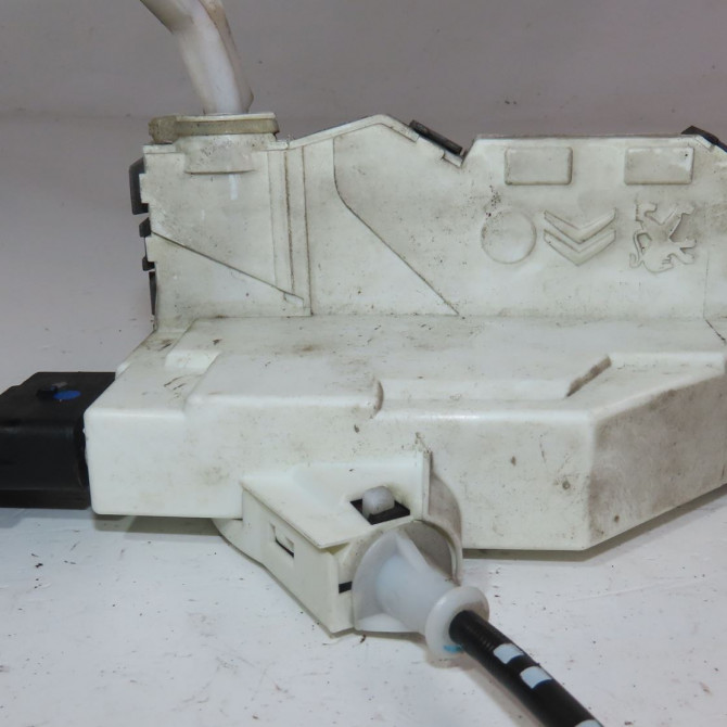 Serrure porte avd occasion  Citroën C5 III (RD_) 1.6 hdi 110 (2008)   9800618180  3