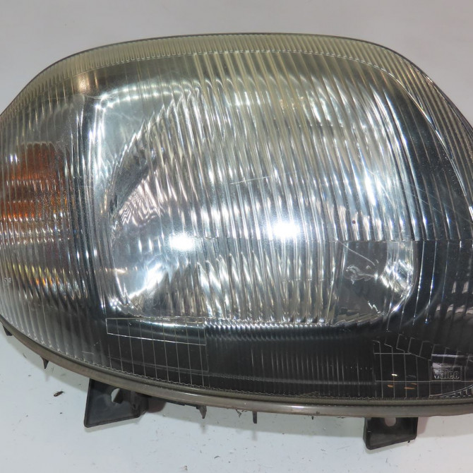 Phare droit occasion  Renault CLIO II (BB_, CB_) 1.2 (bb0a, bb0f, bb10, bb1k, bb28, bb2d, bb2h, cb0a,... (1998-2010) 5 portes   7701045169  1