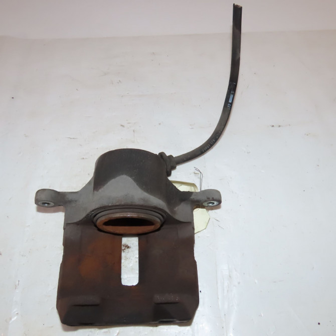 Etrier de frein avant droit occasion  Opel INSIGNIA A (G09) 2.0 cdti (68) (2008-2017)   13279639  2