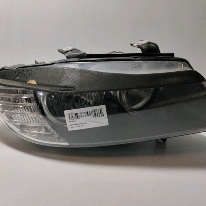 Phare droit occasion  B.M.W. SERIE 3 V Phase 1 TOURING 09-2005->09-2008   63116942748  1