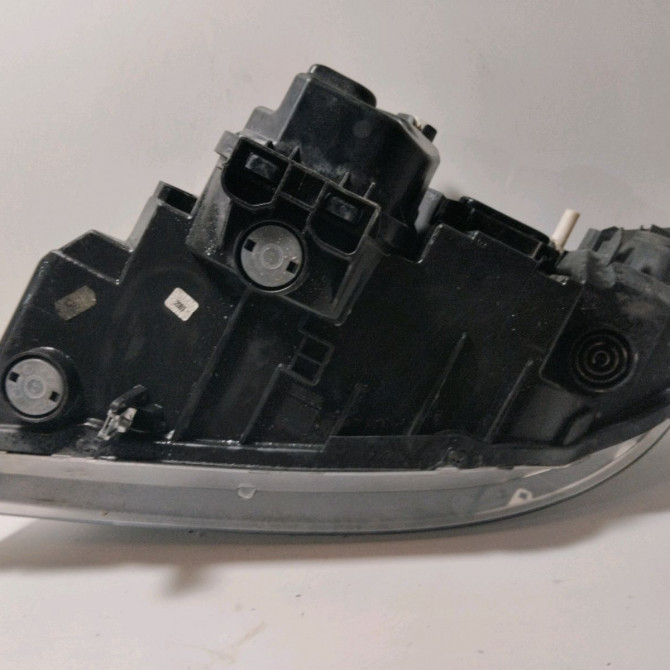 Phare droit occasion  B.M.W. SERIE 3 V Phase 1 TOURING 09-2005->09-2008   63116942748  4