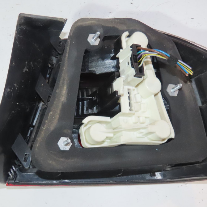 Feu arrière gauche occasion  Bmw 3 (E90) 325 xi (2005-2008)   63216937457  2