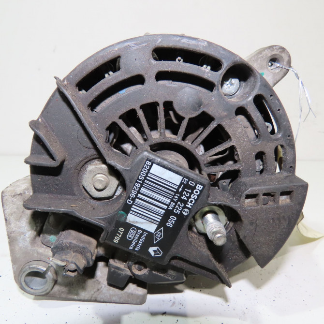 Alternateur occasion  Renault TWINGO II (CN0_) 1.2 16v (cn0k, cn0v) (2007) 3 portes   8200519296  3