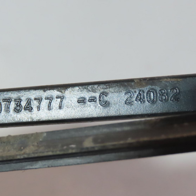 Bras essuie-glace avant droit occasion  Renault MASTER III Camionnette (FV) 2.3 dci 135 fwd (fv0n, fv08) (2014)   288862244R  2