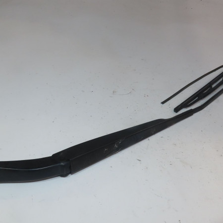Bras essuie-glace avant droit occasion  Renault MASTER III Camionnette (FV) 2.3 dci 135 fwd (fv0n, fv08) (2014)   288815246R 