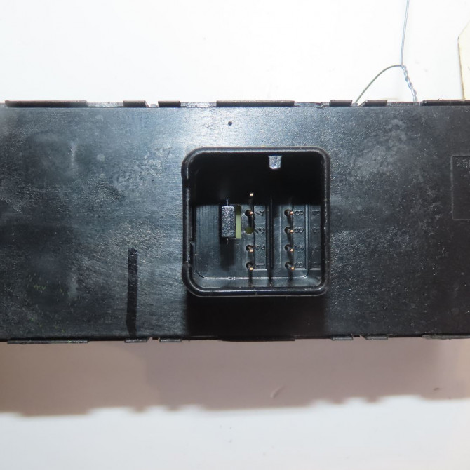 Commande lève-glace porte avant gauche occasion  Volkswagen vw TOURAN (1T3) 1.6 tdi (2010-2015) 5 portes   5K4959857AXSH  2