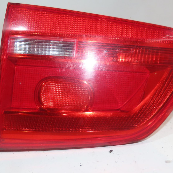 Feu arrière intérieur droit occasion  Volkswagen vw TOURAN (1T3) 1.6 tdi (2010-2015) 5 portes   1T0945094A  1