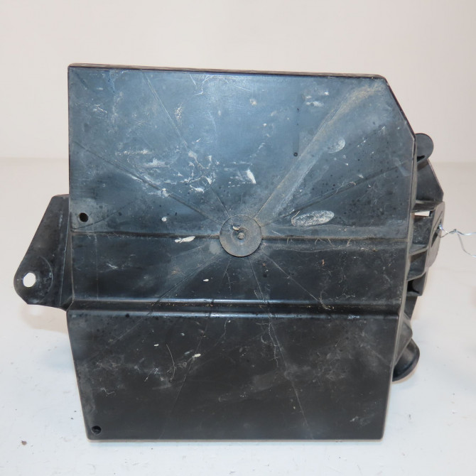 Boite a fusibles occasion  Renault CLIO III (BR0/1, CR0/1) 1.5 dci (c/br0g, c/br1g) (2005-2012) 5 portes   8200674660  3