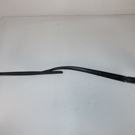 Bras essuie-glace avant droit occasion  Mazda 2 (DL, DJ) 1.5 skyactiv-g (2014)   DA6C67321A 
