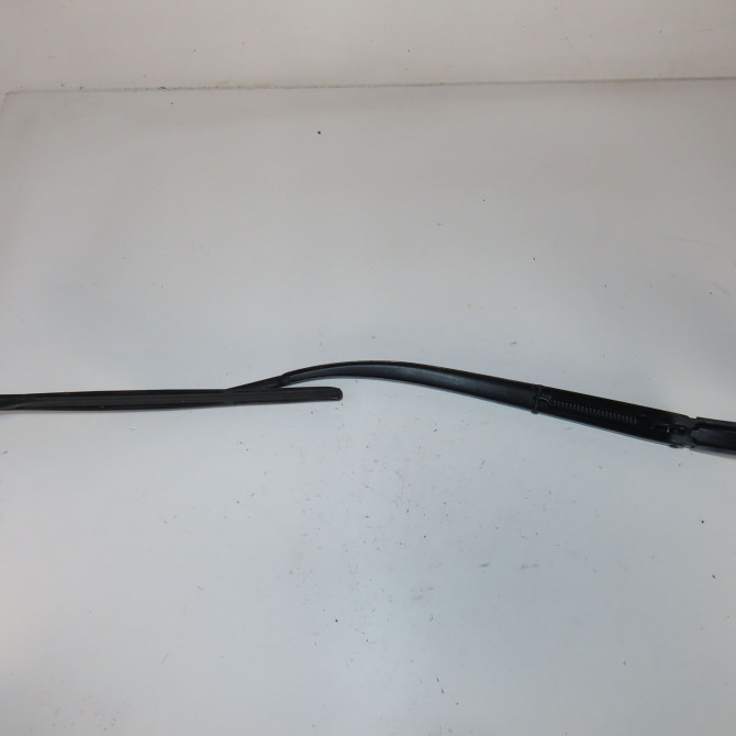 Bras essuie-glace avant droit occasion  Mazda 2 (DL, DJ) 1.5 skyactiv-g (2014)   DA6C67321A  1