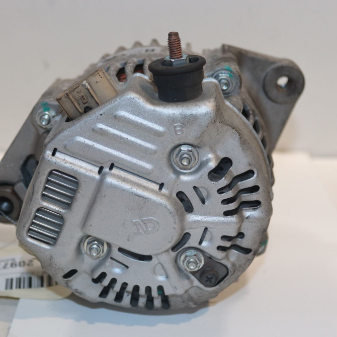 Alternateur occasion  Toyota YARIS (_P1_) 1.4 d-4d (nlp10_) (2001-2005)   2706033040  3