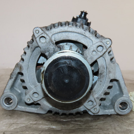 Alternateur occasion  Opel CORSA E (X15) 1.4 (08, 68) (2014)   13585666 