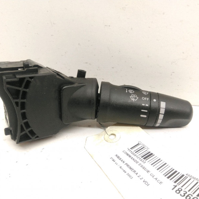Commande essuie glace occasion  Nissan PRIMERA (P12) 2.2 di (2002-2007)   25260AV715  1