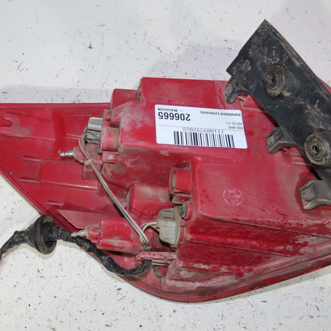 Feu arrière droit occasion  Kia CEE'D Sportswagon (JD) 1.4 crdi 90 (2012-2018)   92402A2300  2