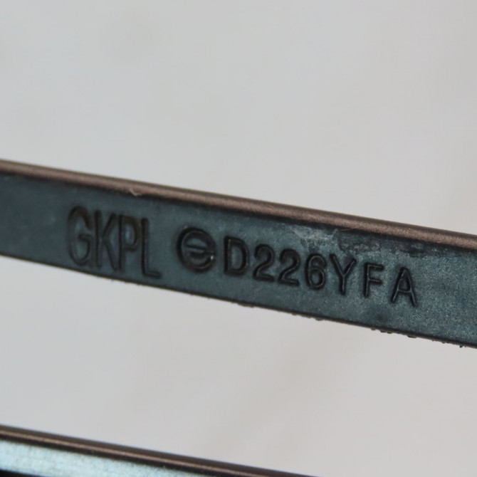 Bras essuie-glace avant droit occasion  Hyundai COUPE II (GK) 2.0 gls (2003-2009)   983212C002  2