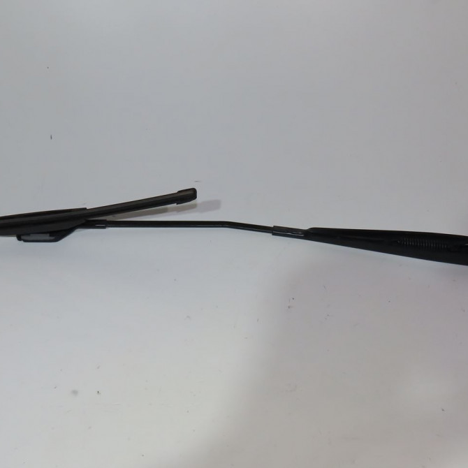 Bras essuie-glace avant droit occasion  Seat IBIZA IV (6J5, 6P1) 1.2 tdi (2010-2015)   6J1955409  2